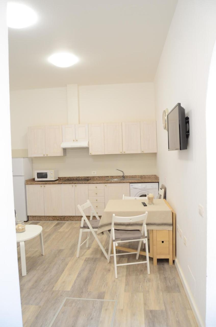 Apartamentos El Marinero - Roque 塞博河畔卡莱塔 外观 照片